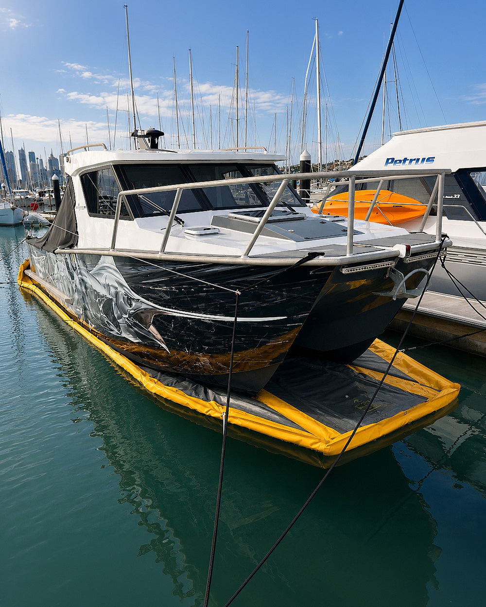 Happy Hull PRO Protector de Barcos para Muelles Multicasco PQS